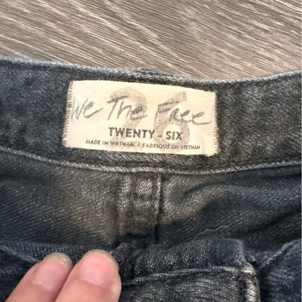 Free People Romeo rolled Black Distressed Denim Cutoff Shorts size 26
